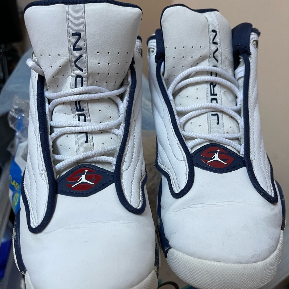 Nike Air Jordan Pro Strong Kids Athletic Shoes Size 2Y White Navy preowned/worn